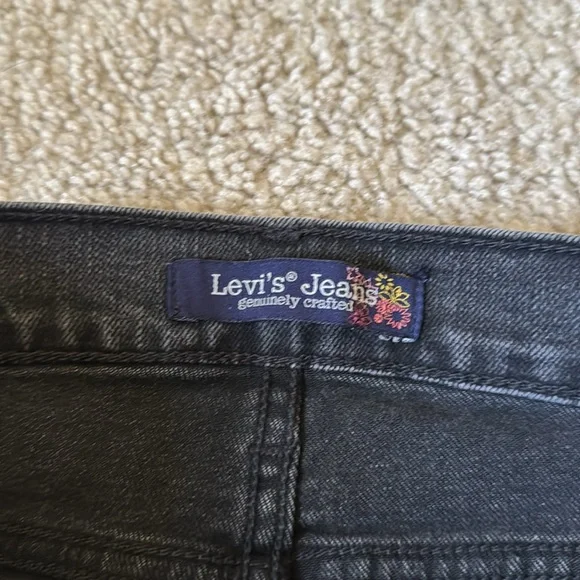 Vintage Levi’s Jean skirt size 3 - Picture 2 of 6